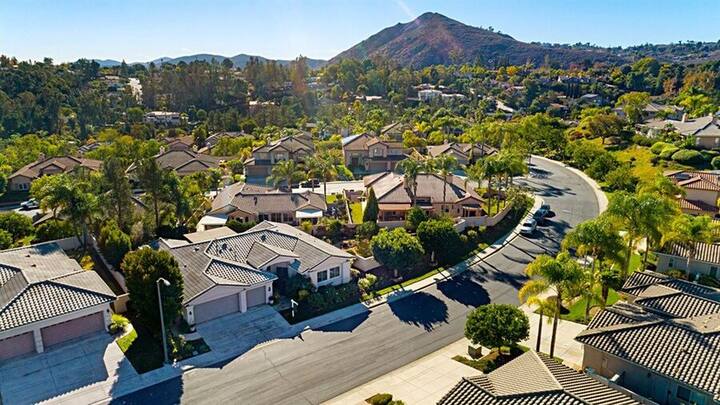 Escondido homes, San Diego County